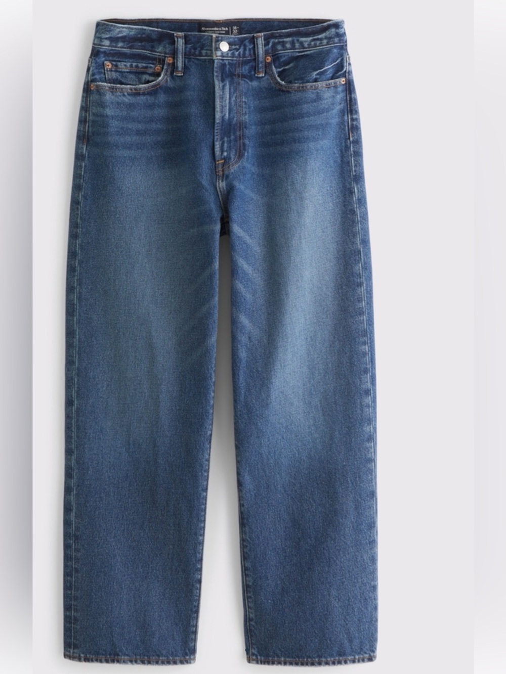 Classic Straight Fit Men’s Jeans in Medium Blue